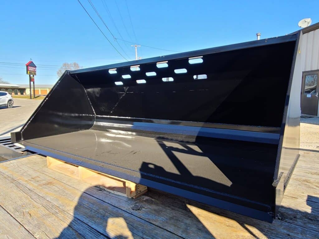 Stinger Attachments | SNB Skid Steer Snow Bucket