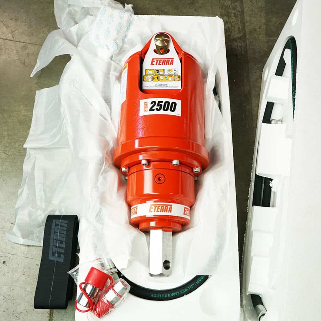Eterra 2500 skid steer auger drive unit for heavy duty post hole drilling
