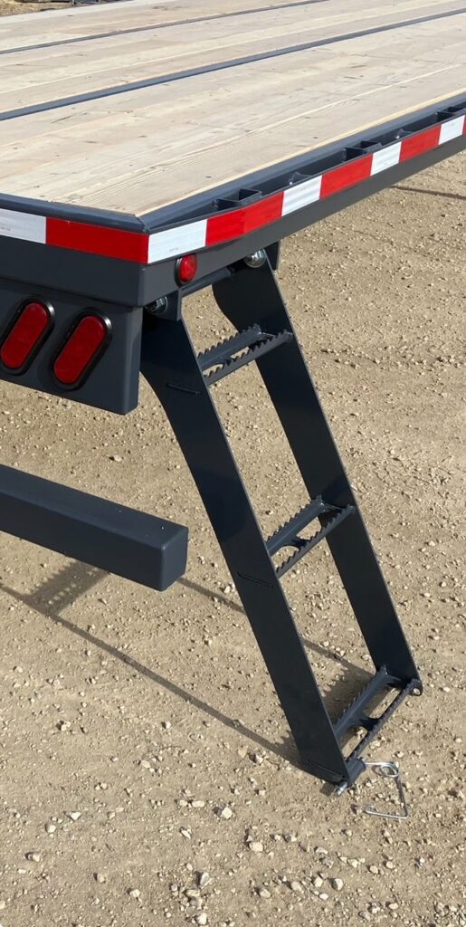 Close up ECHO SS Super Skid removable semi tractor flatbed showing heavy duty steel frame and wood deck