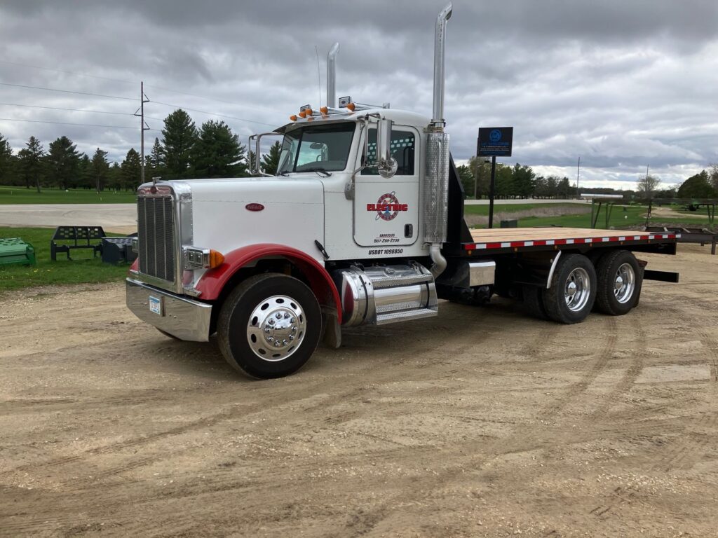 ECHO SS Super Skid removable truck bed system for semi tractor tender trucks