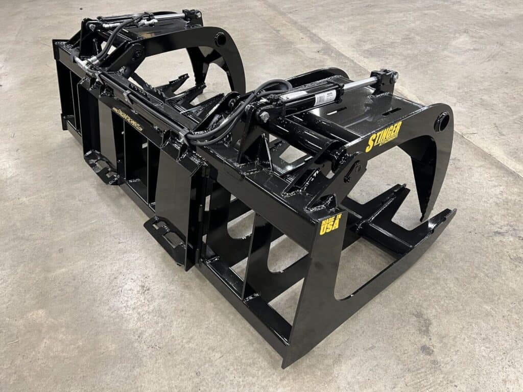 Heavy duty Stinger RTG tractor root grapple attachment for land clearing and material handling