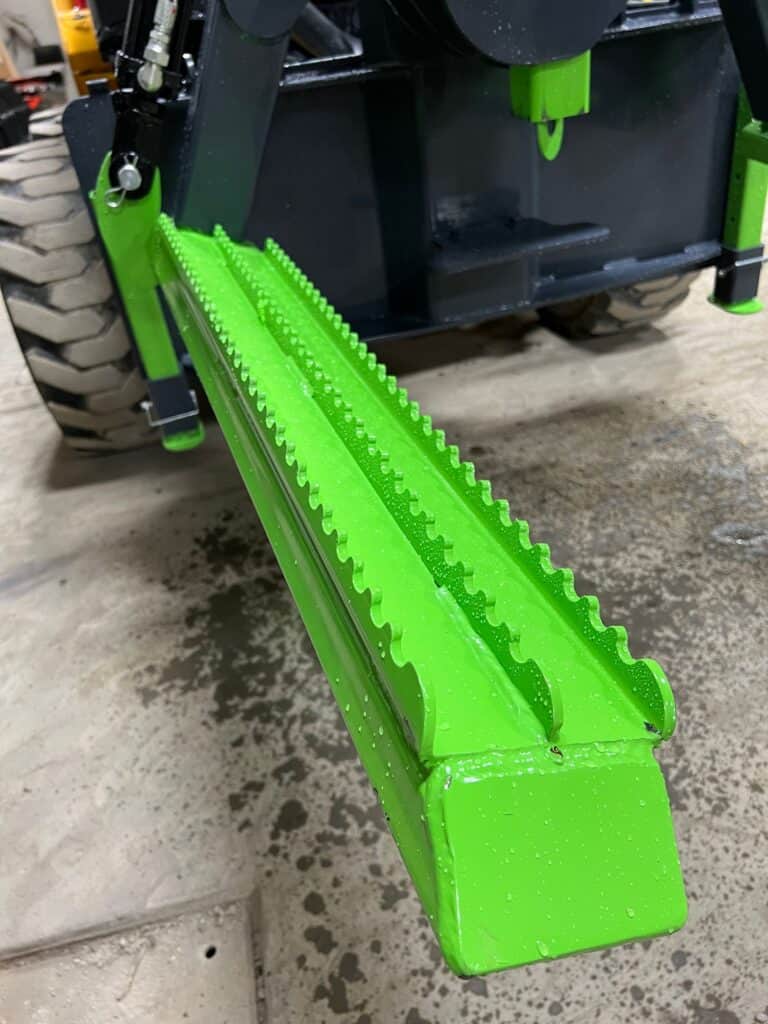 Detail view ECHO Handler X3 agricultural tire handler with heavy duty mounting frame