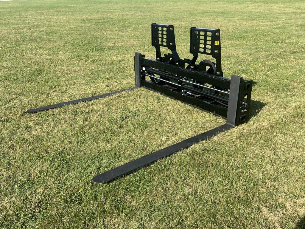 Front left view of Stinger PF3H 72 inch hydraulic pallet forks attachment