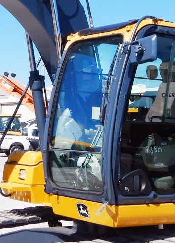 SHIELDS | John Deere G Series Polycarbonate Excavator Windshield