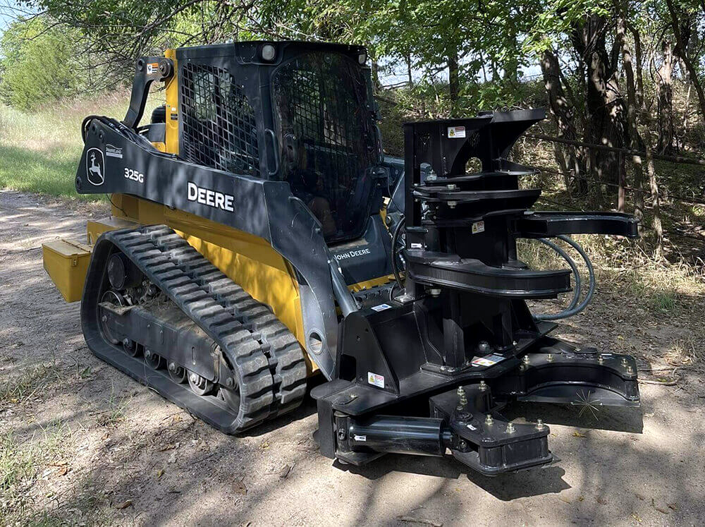 Maxx Attachments | Timberwolf Skid Steer 16″ Tree Shear
