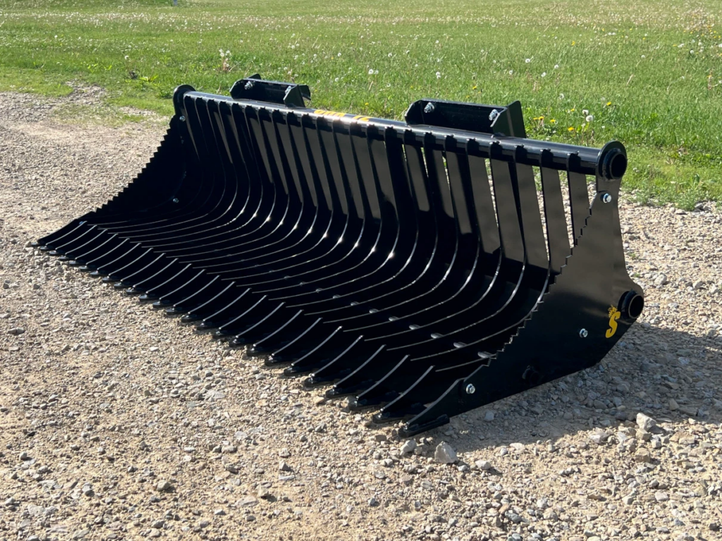 Stinger Attachments | CRK Mini Skid Steer Compact Rock Bucket