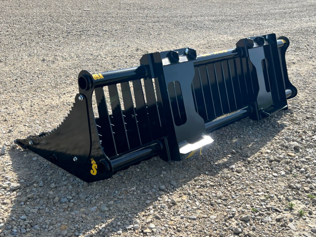 Rear view of the Stinger Attachments CRK Mini Skid Steer Compact Rock Bucket showing the interchangeable mounting frame