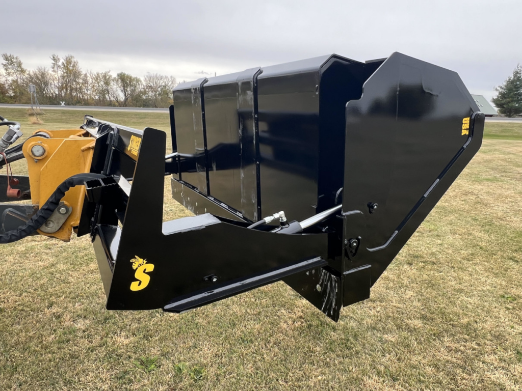 Opposite side view of the Stinger HDB Wheel Loader Hydraulic Dump Bucket showing the dump pivot and reinforced side plate