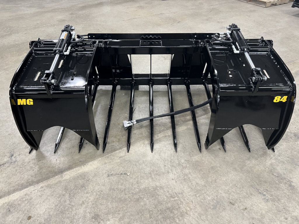 Front view of Stinger MSG-84 manure spear grapple showing replaceable spears