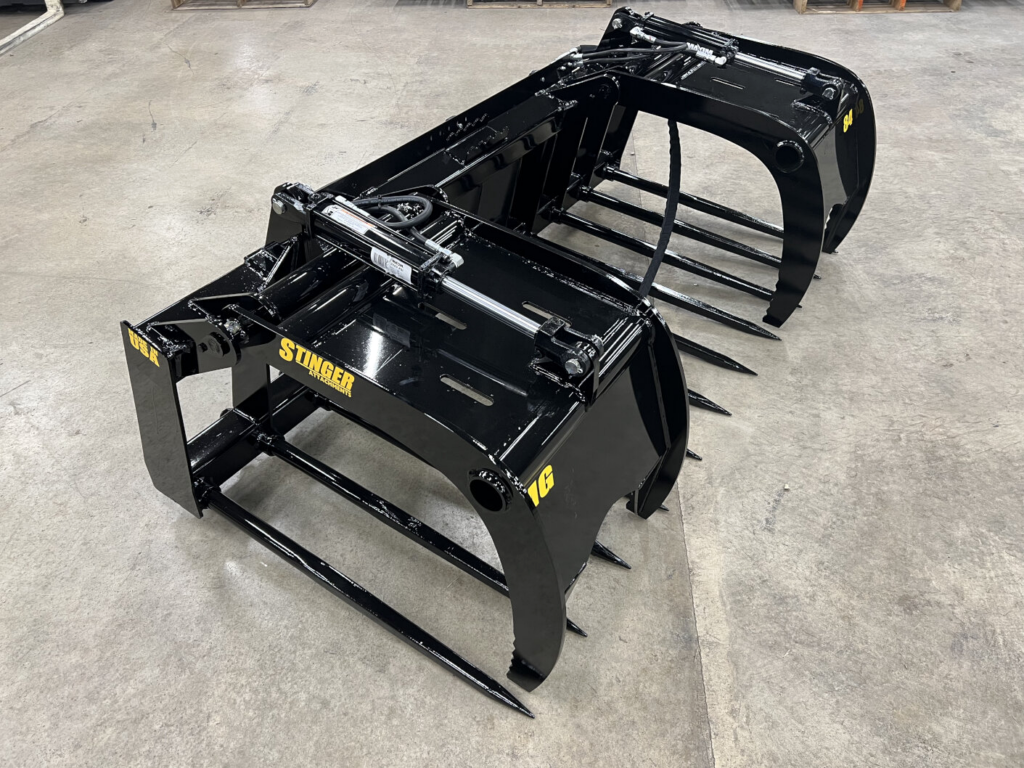 Angled rear view of Stinger MSG-84 manure spear grapple